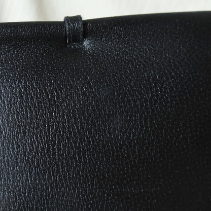 Gucci Vintage Black Grained Leather Sleek Shoulder Flap Bag