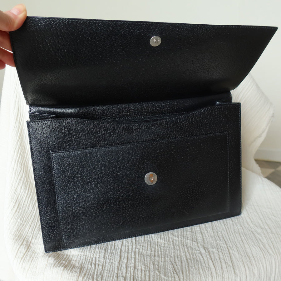 Gucci Vintage Black Grained Leather Sleek Shoulder Flap Bag