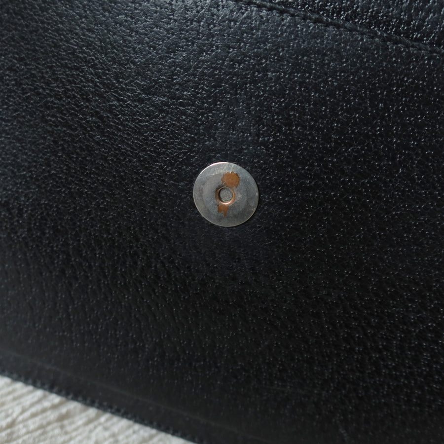 Gucci Vintage Black Grained Leather Sleek Shoulder Flap Bag