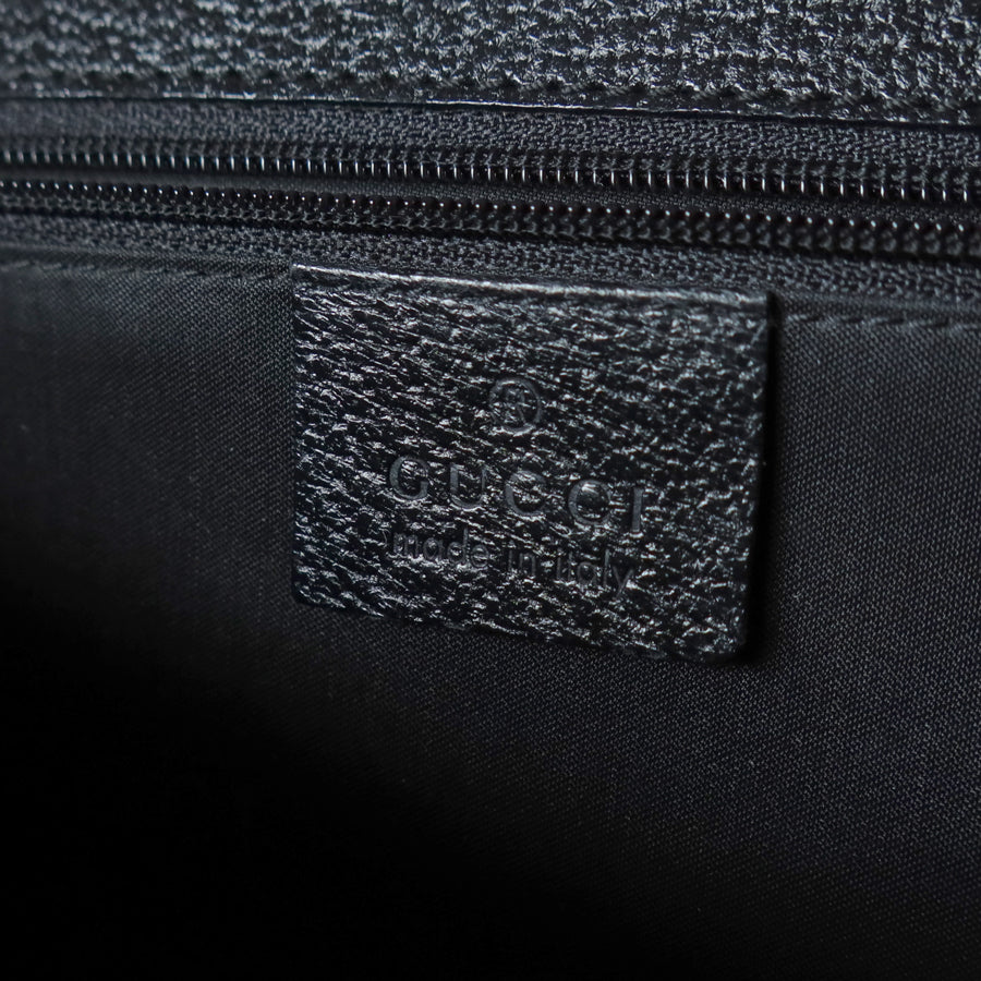 Gucci Vintage Black Grained Leather Sleek Shoulder Flap Bag