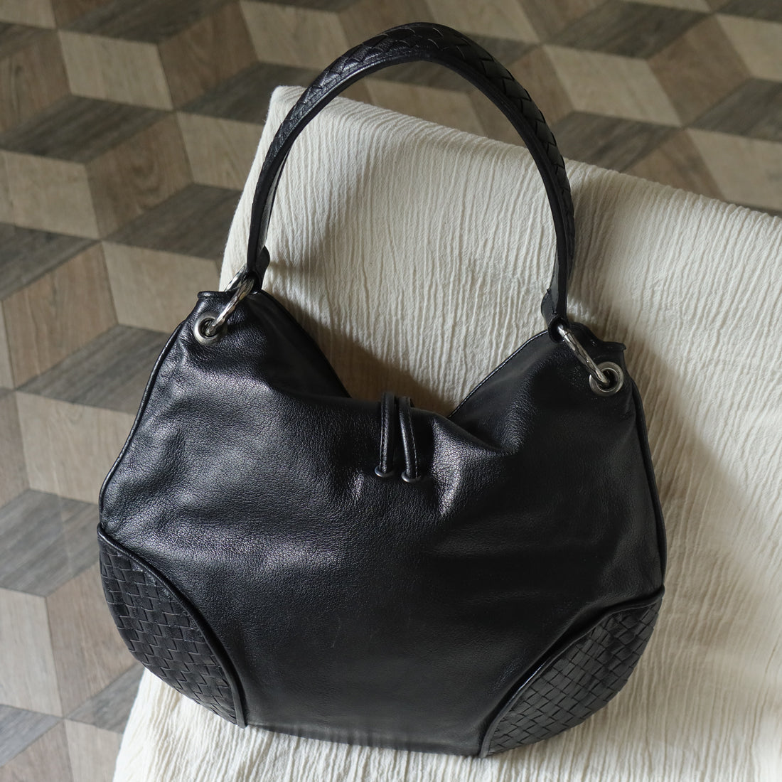 Bottega Veneta Vintage Black Intrecciato Leather Hobo One Shoulder Bag