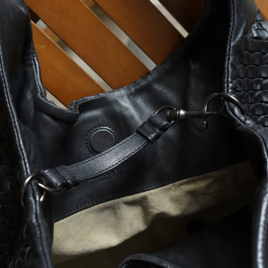 Bottega Veneta Vintage Black Intrecciato Leather Campana Large Hobo Shoulder Bag