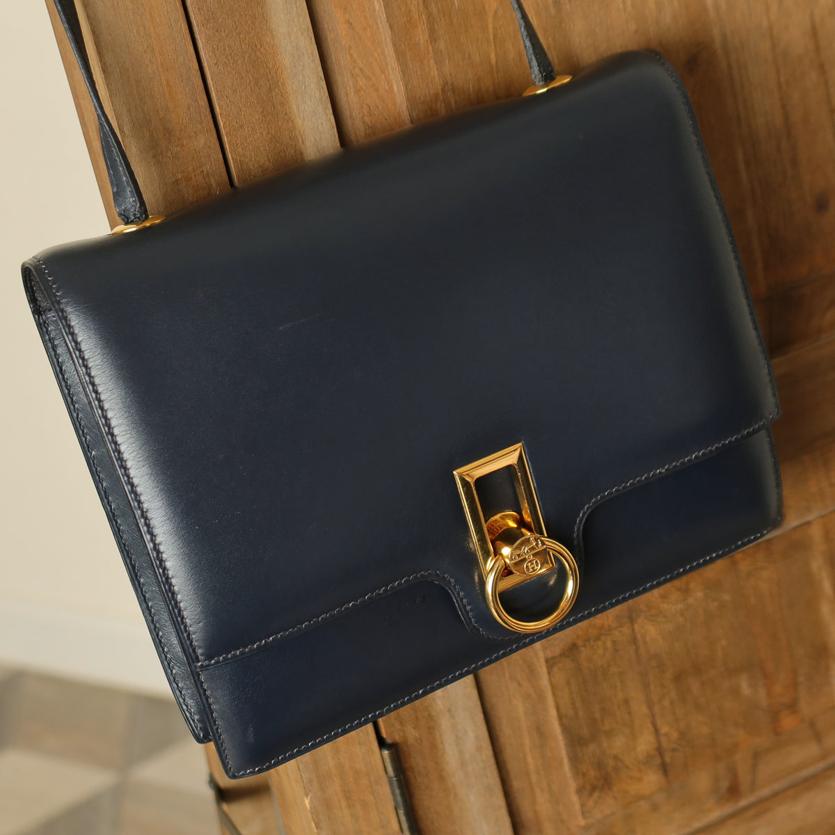 Vintage Hermès 1980s Emblem Ring Box Calf Shoulder Bag