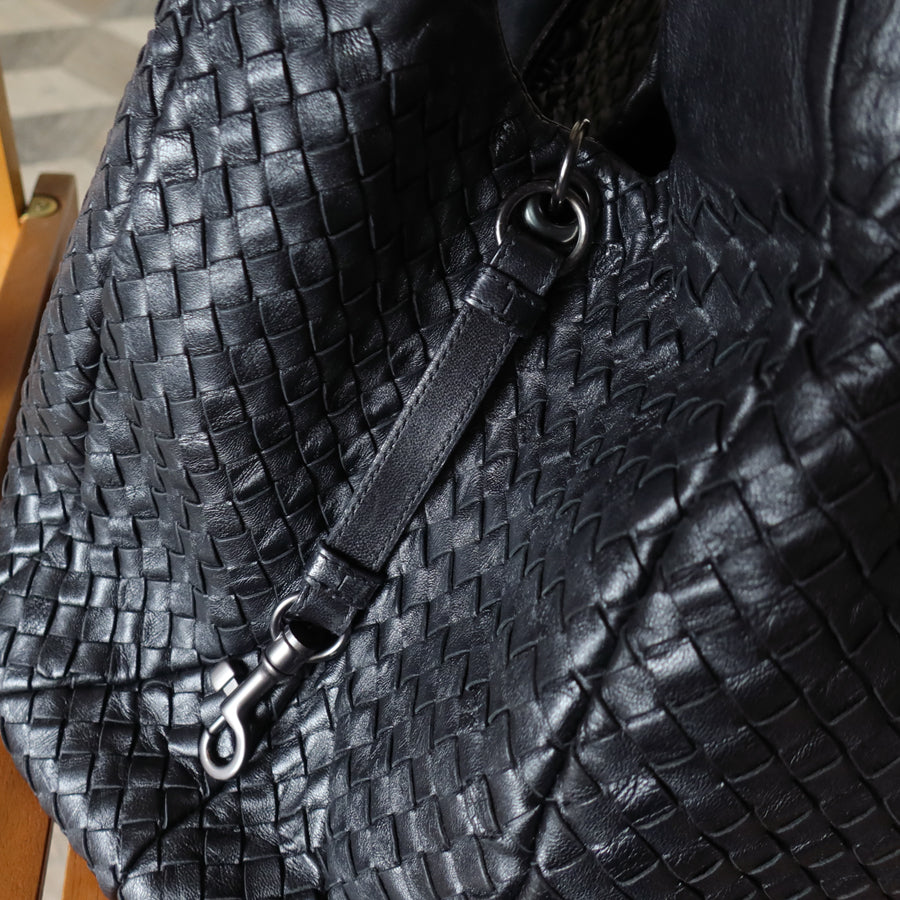 Bottega Veneta Vintage Black Intrecciato Leather Campana Large Hobo Shoulder Bag