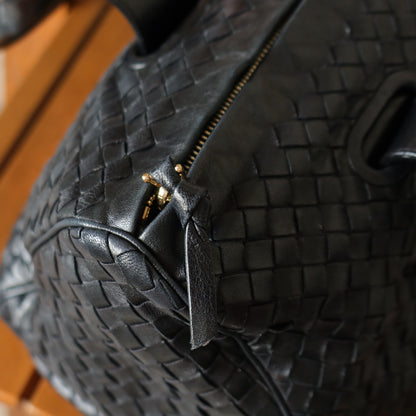 Bottega Veneta Vintage Black Intrecciato Weave Leather Strap detail Shoulder Bag