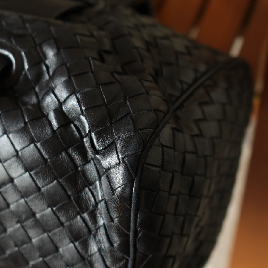 Bottega Veneta Vintage Black Intrecciato Weave Leather Strap detail Shoulder Bag