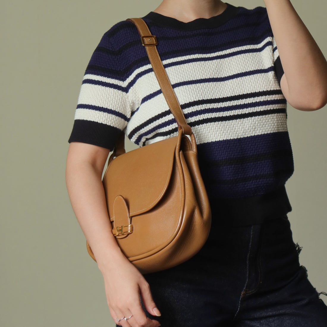 Hermès Vintage '80s Brown Leather Saddle H buckle Flap Shoulder Bag