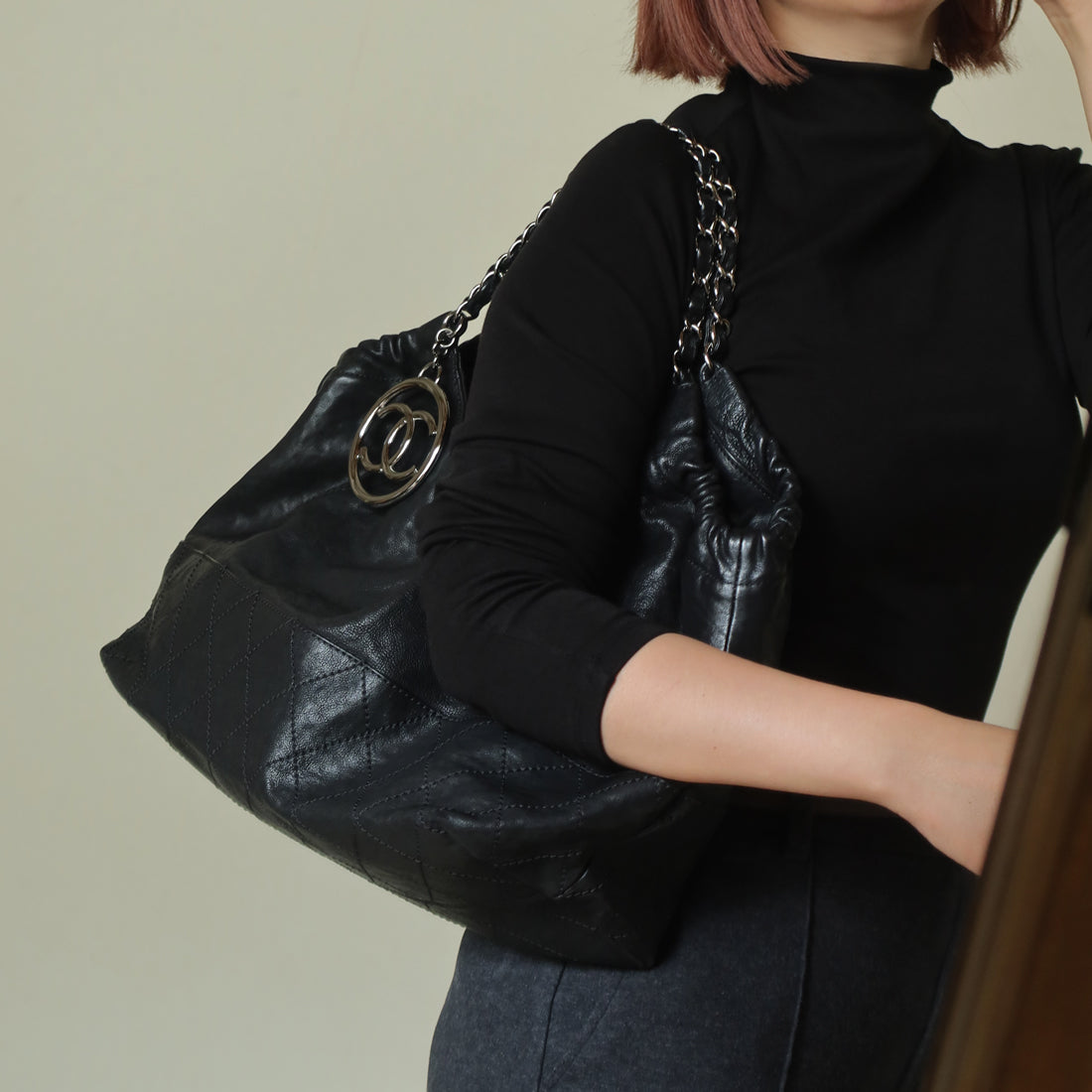 Chanel Vintage Diamond Stitching Coco charm Cabas Black Hobo Shoulder Bag L