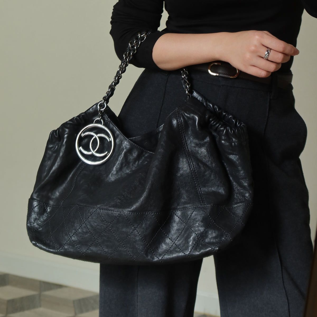 Chanel Vintage Diamond Stitching Coco charm Cabas Black Hobo Shoulder Bag L