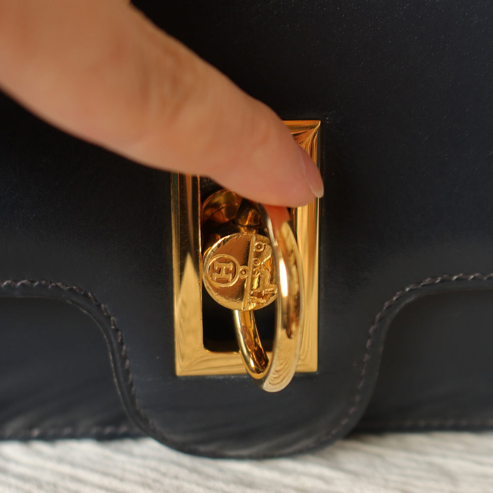 Vintage Hermès 1980s Emblem Ring Box Calf Shoulder Bag