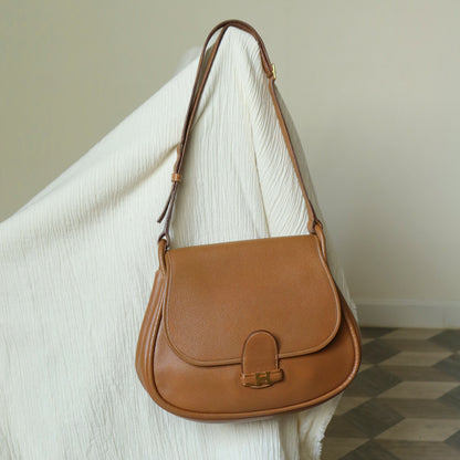 Hermès Vintage '80s Brown Leather Saddle H buckle Flap Shoulder Bag