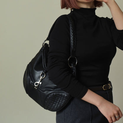 Bottega Veneta Vintage Black Intrecciato Leather Hobo One Shoulder Bag