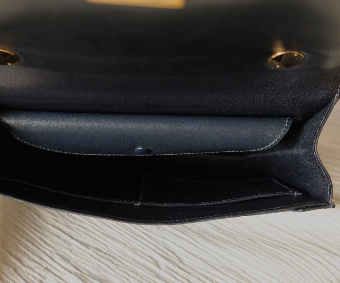 Vintage Hermès 1980s Emblem Ring Box Calf Shoulder Bag