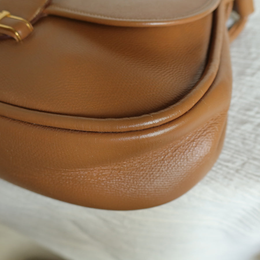 Hermès Vintage '80s Brown Leather Saddle H buckle Flap Shoulder Bag