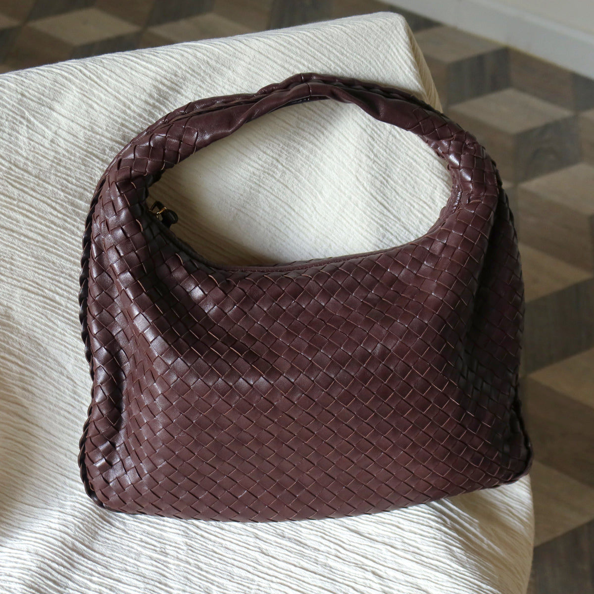 Bottega Veneta Vintage Dark Brown Intrecciato Weave Ebano Hobo Shoulder Bag M