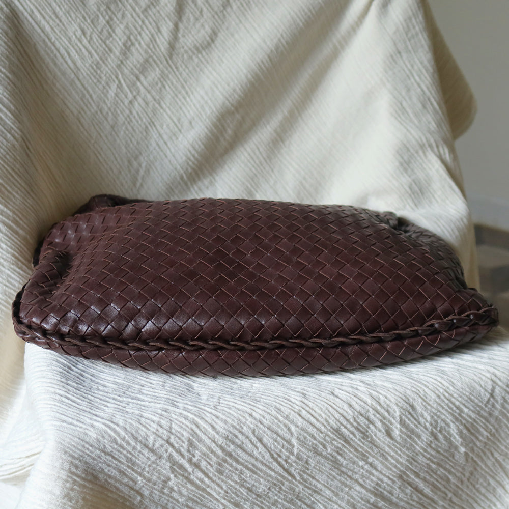 Bottega Veneta Vintage Dark Brown Intrecciato Weave Ebano Hobo Shoulder Bag M