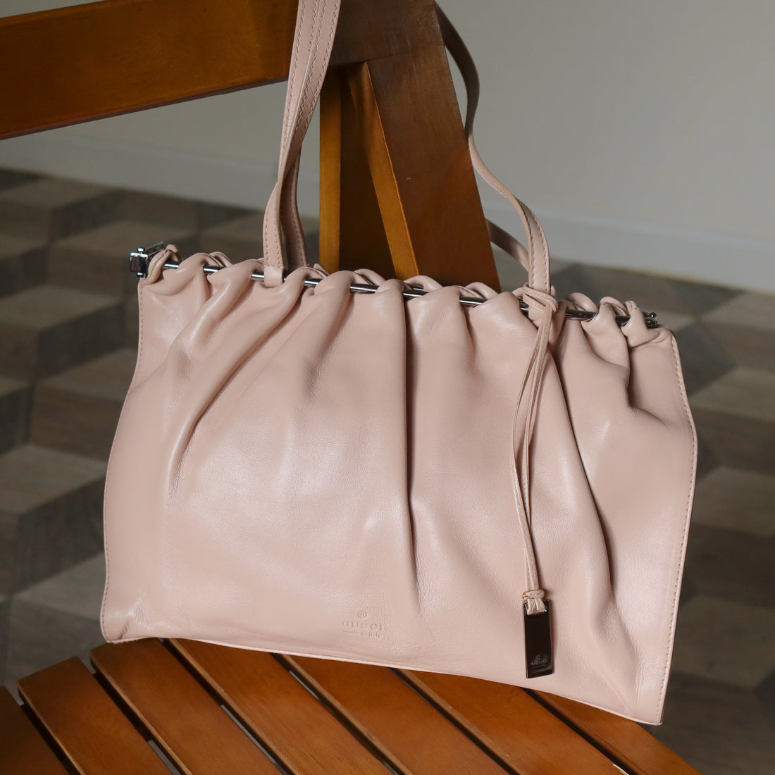 Gucci Vintage Dusty Pink Grained Leather Ruffle 2way Clutch Shoulder Bag