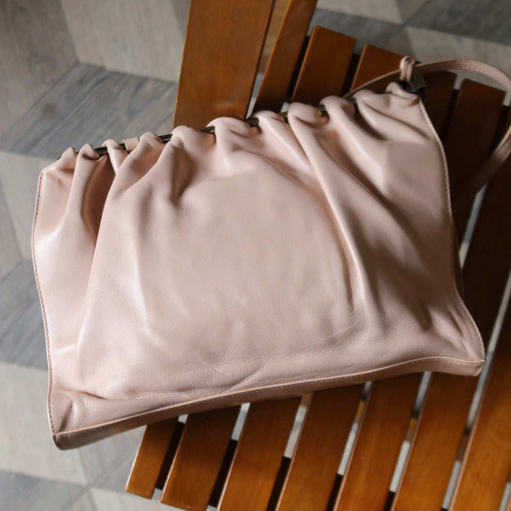 Gucci Vintage Dusty Pink Grained Leather Ruffle 2way Clutch Shoulder Bag