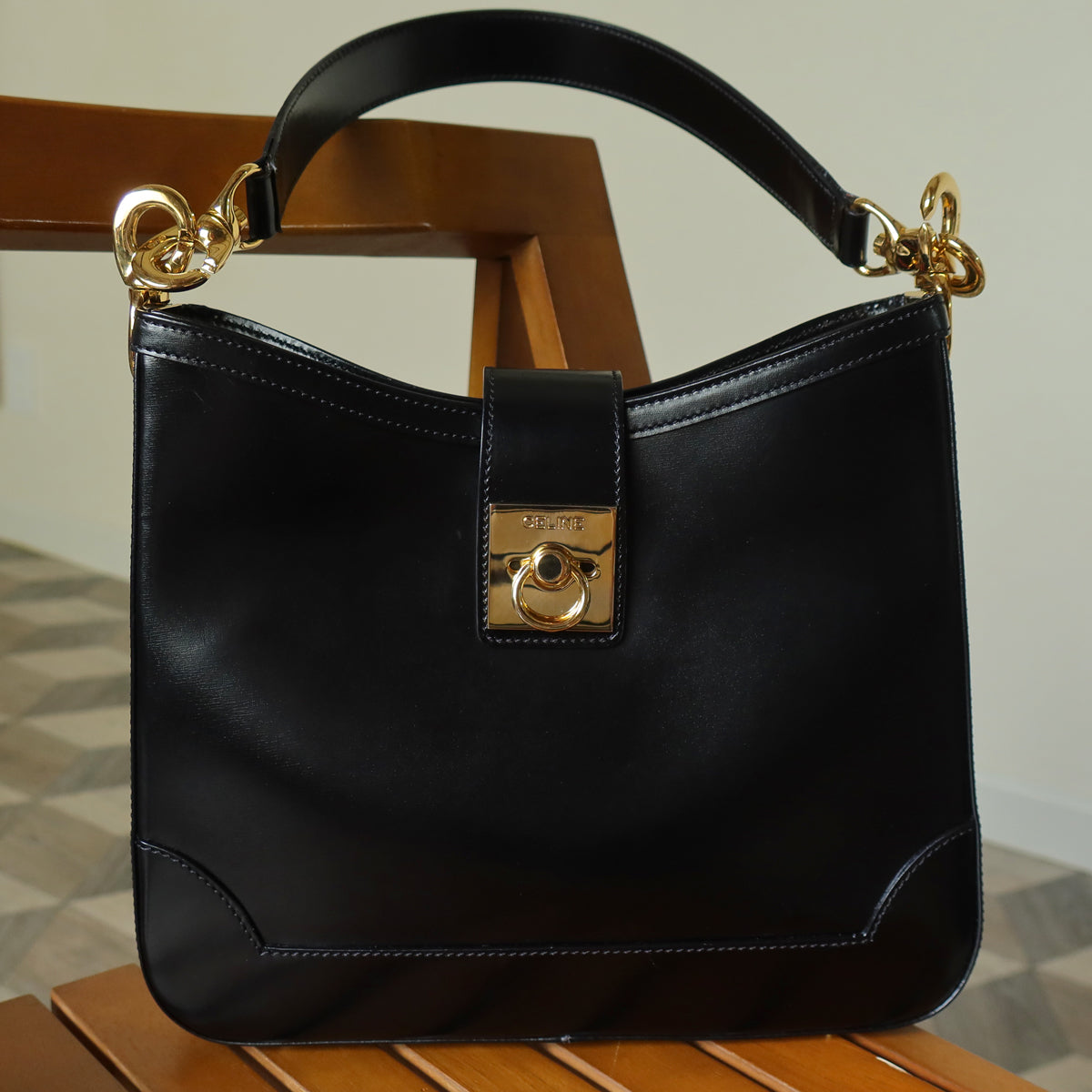 Celine Vintage Classic Black Leather Gancini Gold Buckle Shoulder Bag M