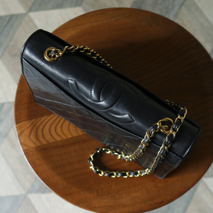 Chanel Vintage Black Lambskin Matelasse Diamond Quilted CC mark Flap Bag