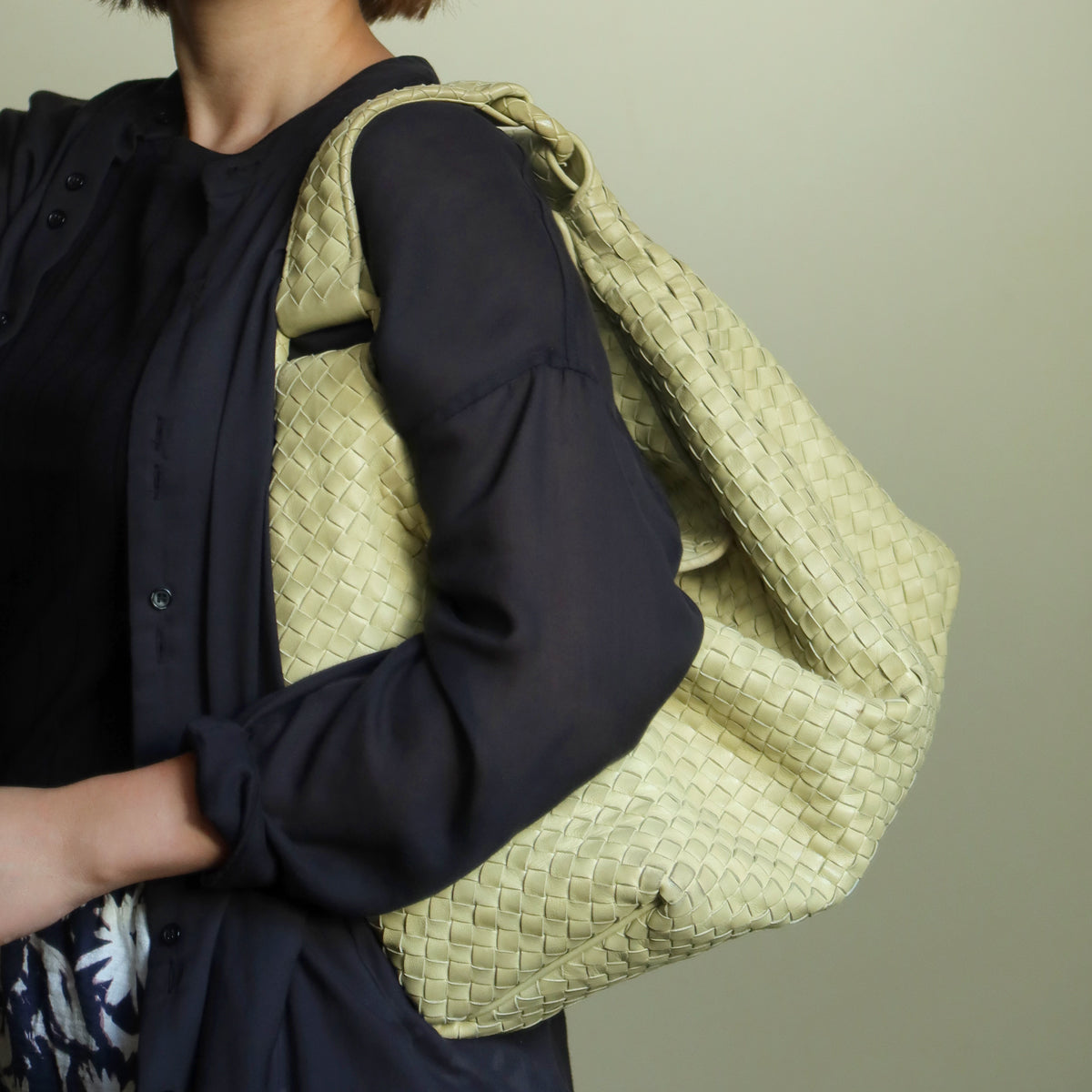 Bottega Veneta Vintage Light Butter Yellow Intrecciato Leather Ring Hobo Shoulder Bag