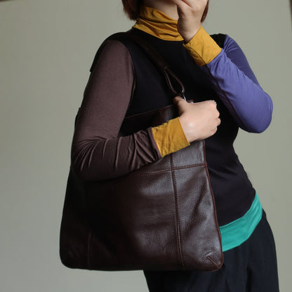 Bottega Veneta Vintage Dark Brown Grained Leather Cross Stitching Shoulder Bag