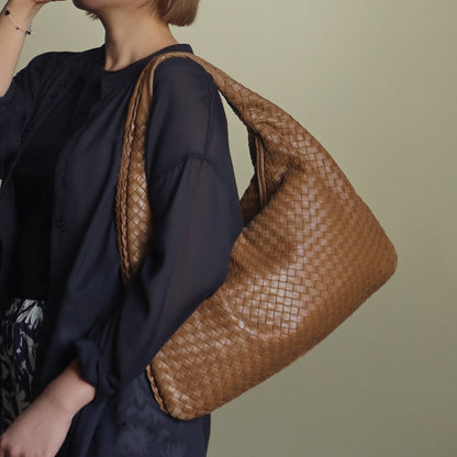 Bottega Veneta Vintage Caramel Brown Intrecciato Leather Veneta Hobo Bag Large