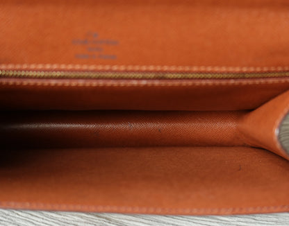 Vintage Louis Vuitton 1991 Monceau bag