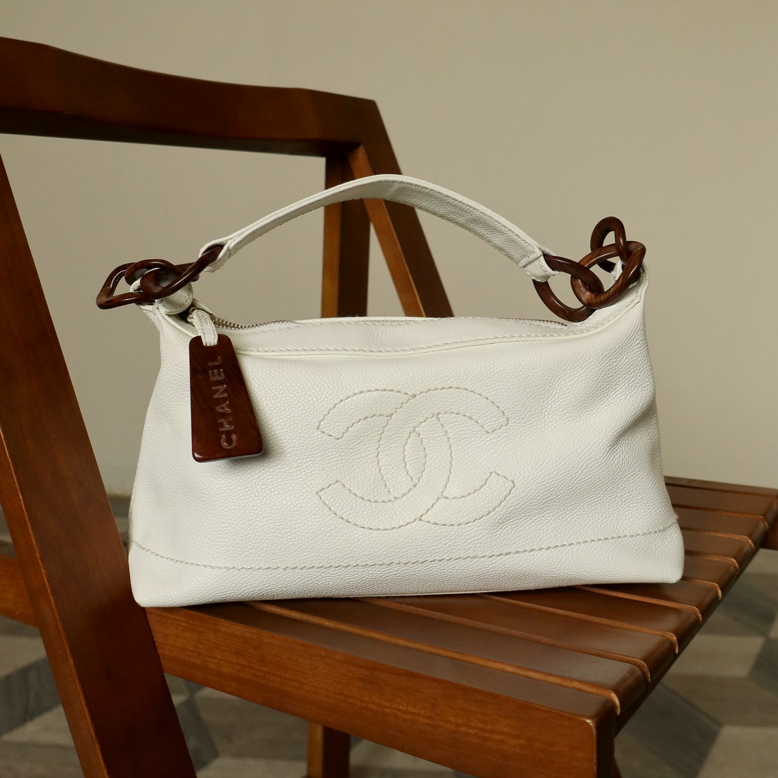 Chanel Vintage White Caviar Leather Hobo Coco Mark Shoulder Bag