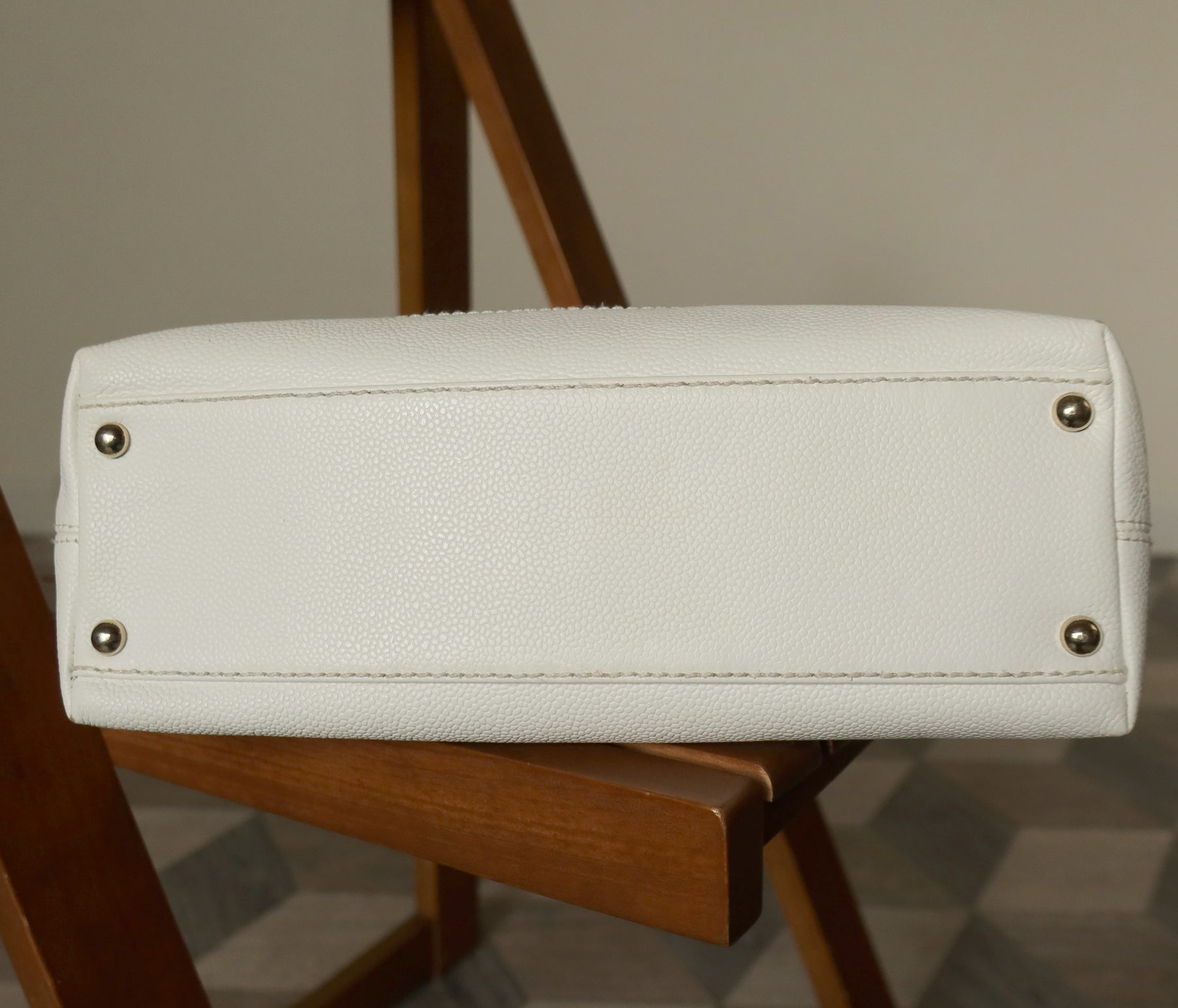Chanel Vintage White Caviar Leather Hobo Coco Mark Shoulder Bag