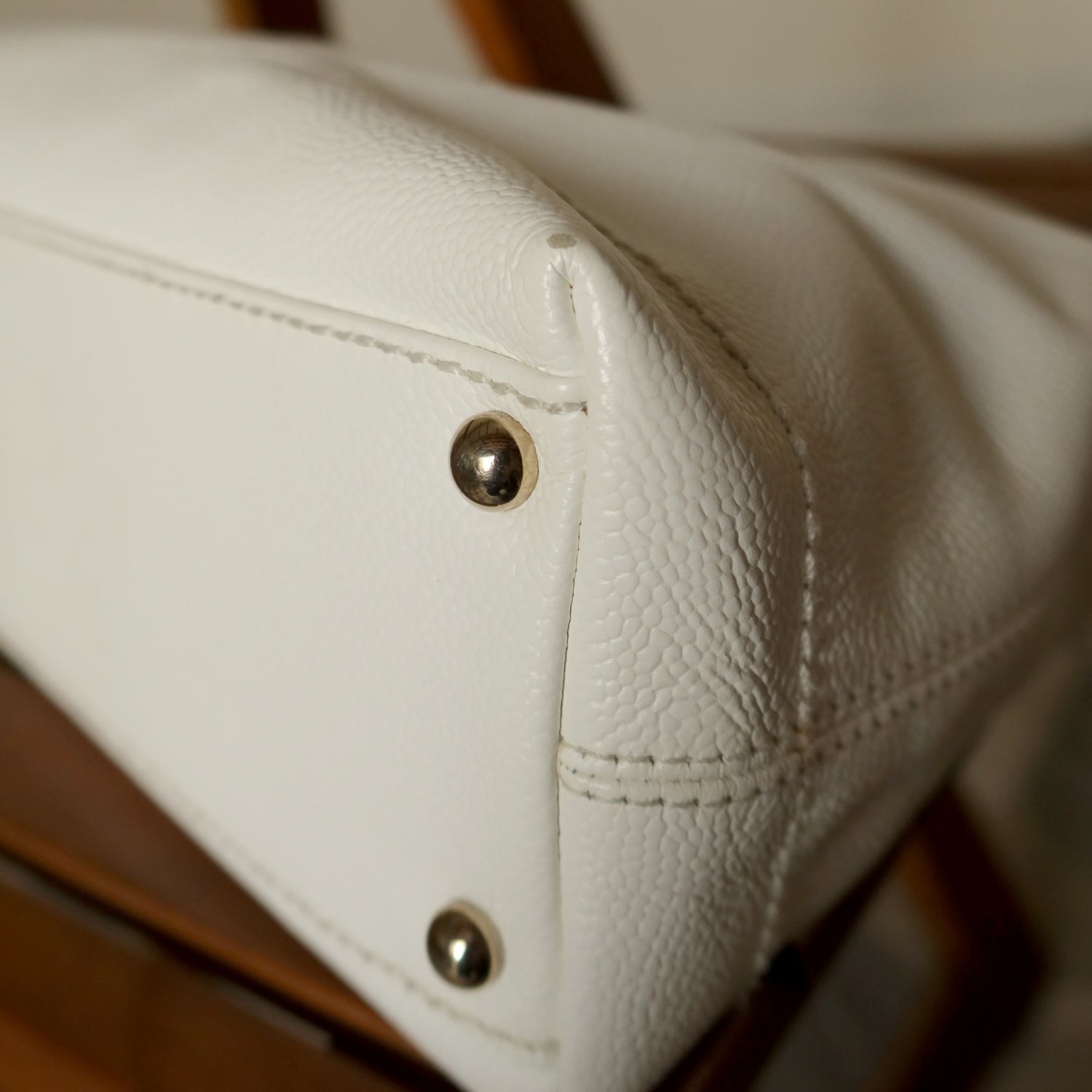 Chanel Vintage White Caviar Leather Hobo Coco Mark Shoulder Bag