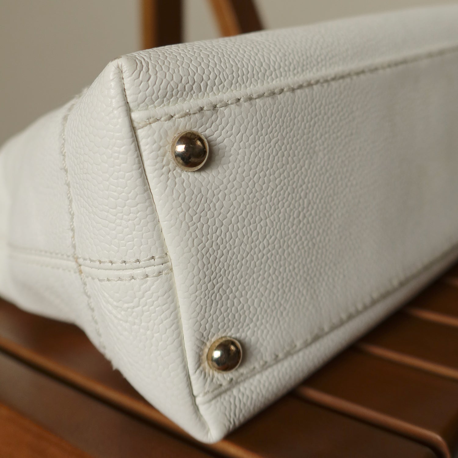 Chanel Vintage White Caviar Leather Hobo Coco Mark Shoulder Bag