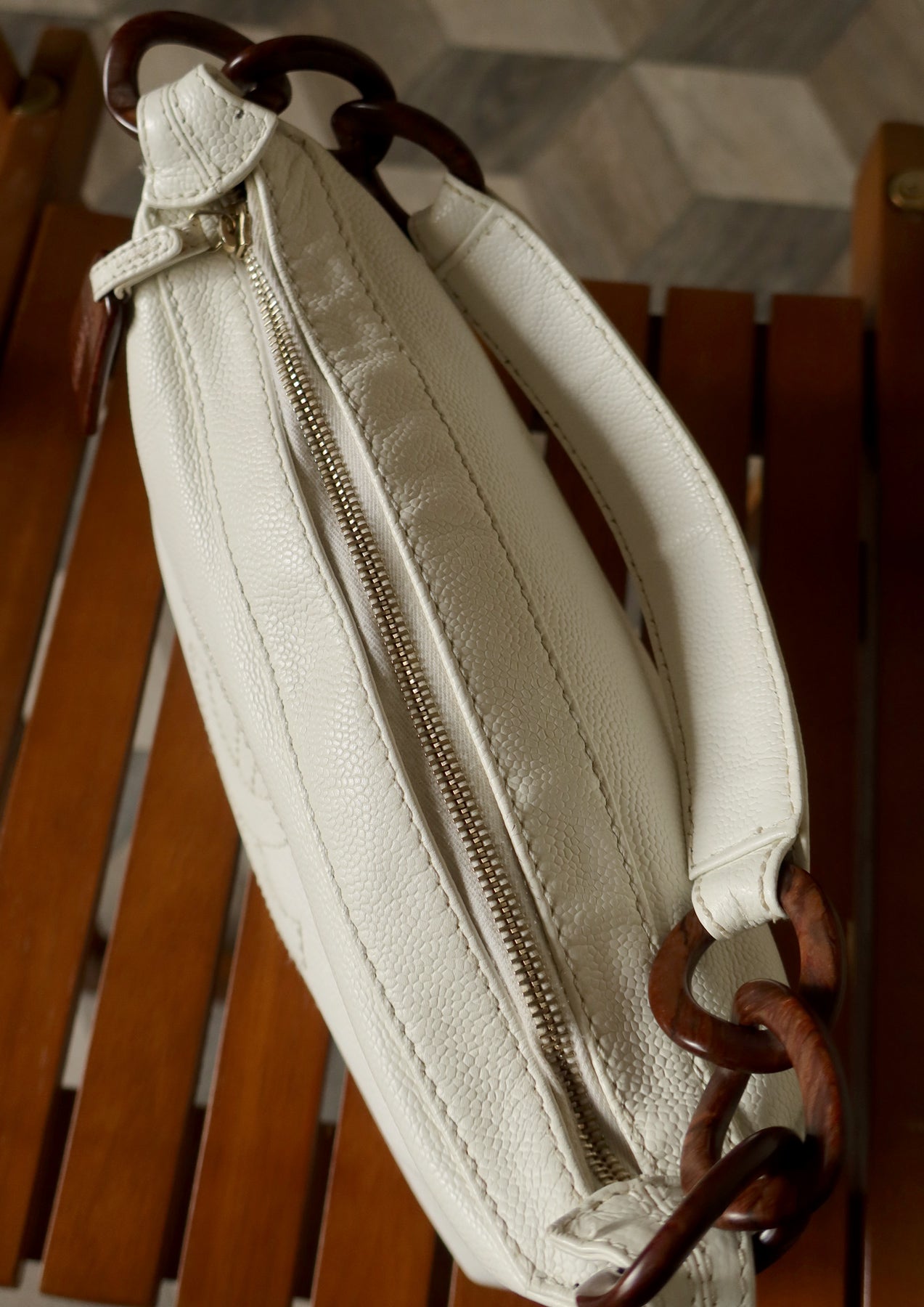 Chanel Vintage White Caviar Leather Hobo Coco Mark Shoulder Bag