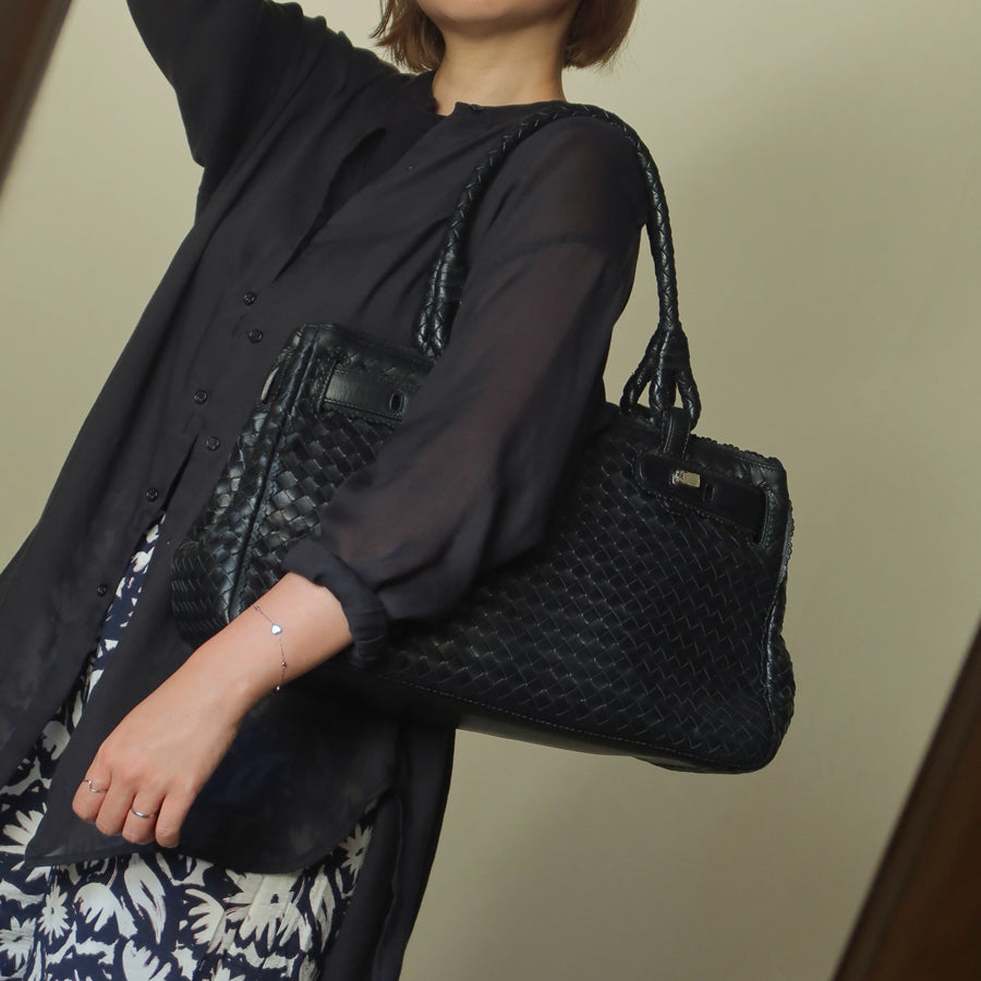 Rare Bottega Veneta Vintage Black Intrecciato Leather East West Ruffles Shoulder Bag