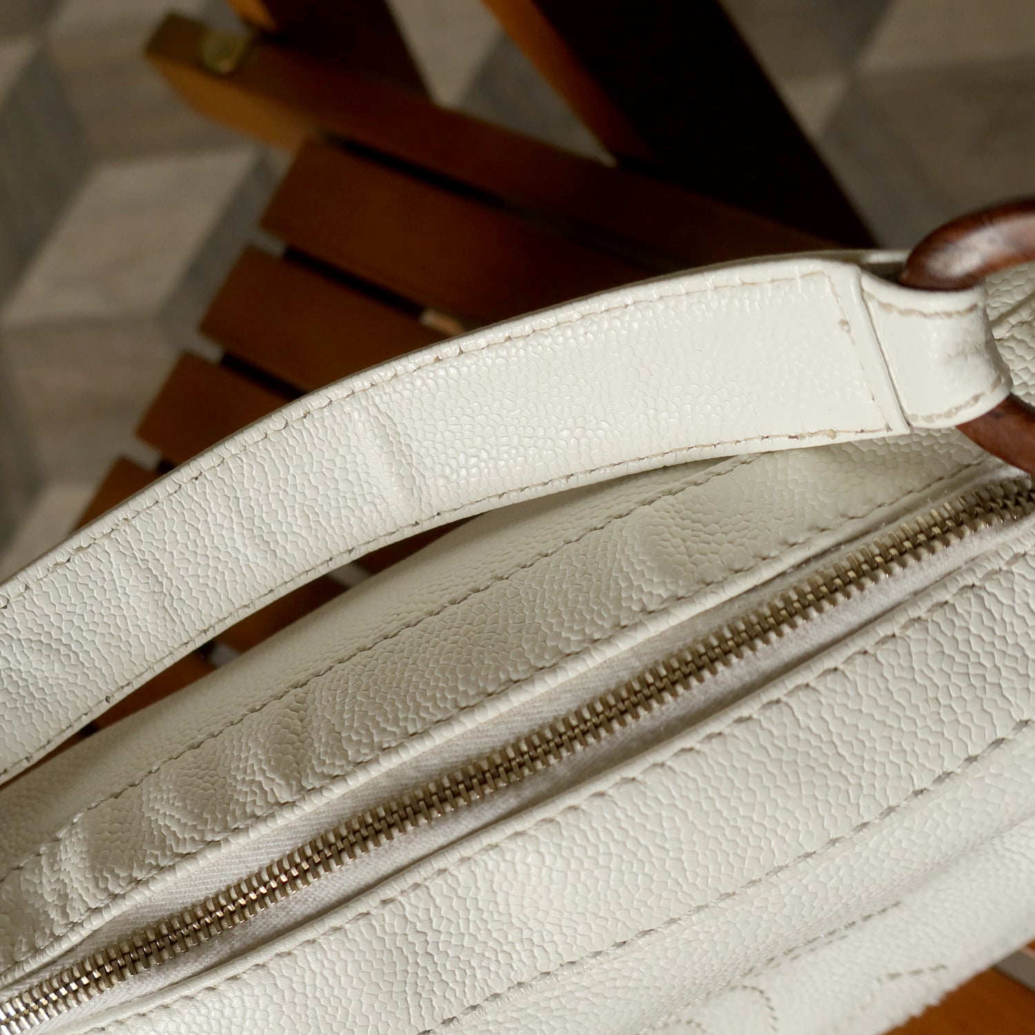 Chanel Vintage White Caviar Leather Hobo Coco Mark Shoulder Bag