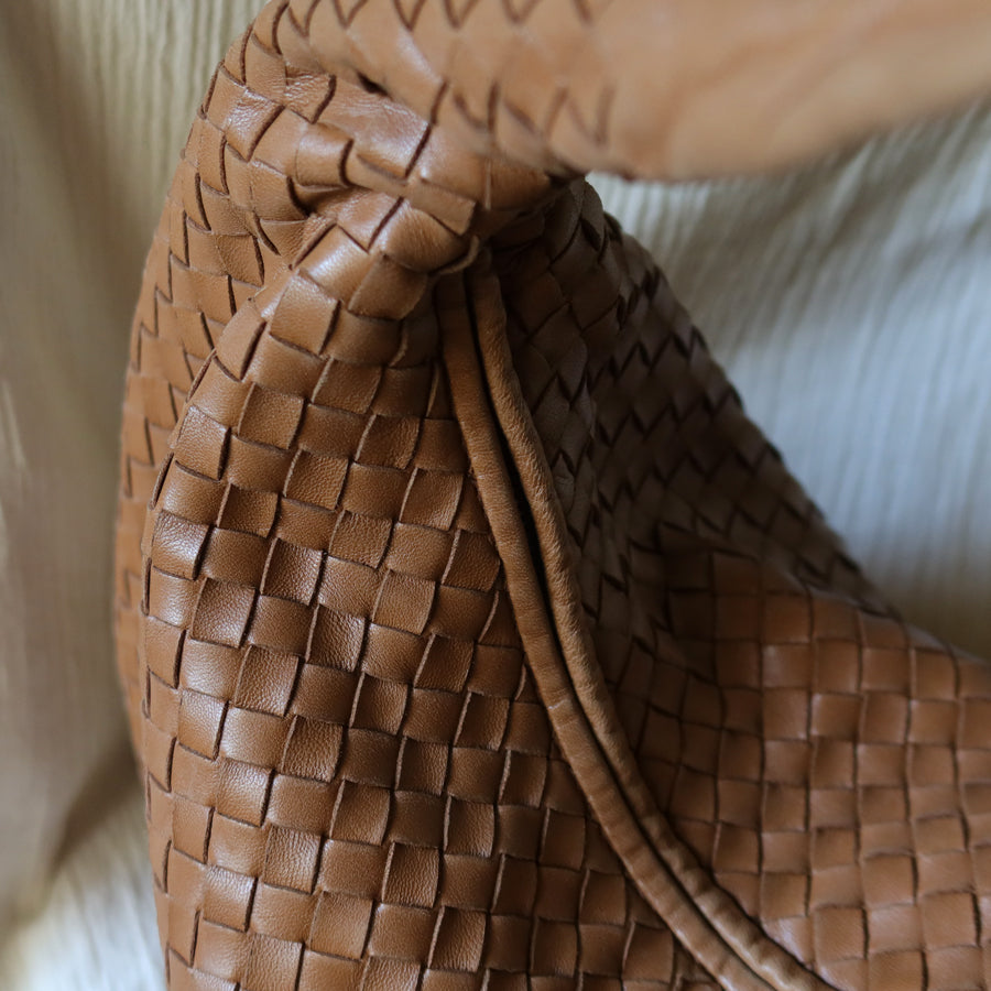 Bottega Veneta Vintage Caramel Brown Intrecciato Leather Veneta Hobo Bag Large