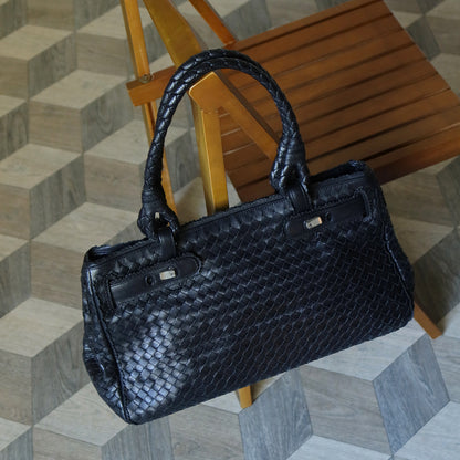 Rare Bottega Veneta Vintage Black Intrecciato Leather East West Ruffles Shoulder Bag