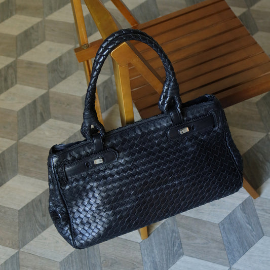 Rare Bottega Veneta Vintage Black Intrecciato Leather East West Ruffles Shoulder Bag