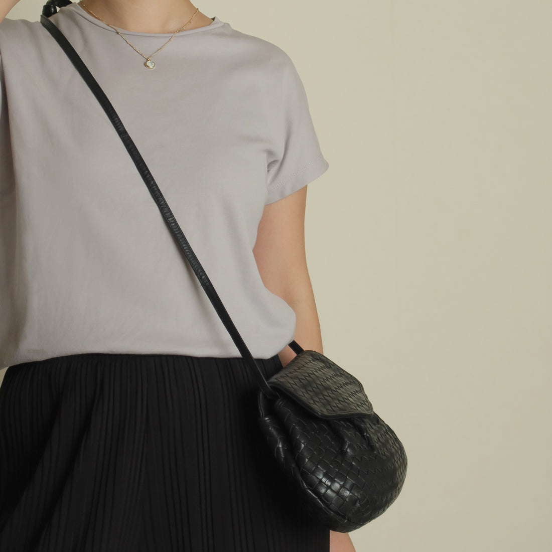 Bottega Veneta Vintage Black Intrecciato Weave Pouch Shoulder Bag
