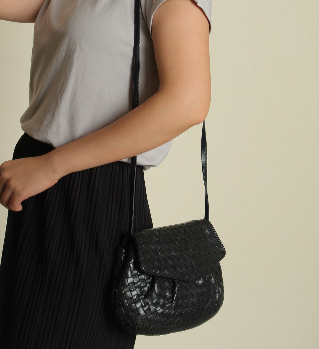 Bottega Veneta Vintage Black Intrecciato Weave Pouch Shoulder Bag