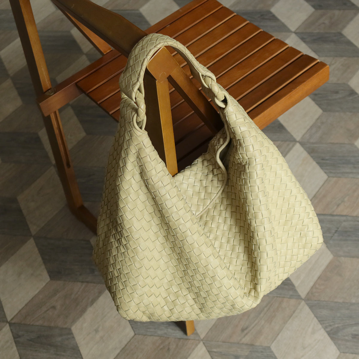 Bottega Veneta Vintage Light Butter Yellow Intrecciato Leather Ring Hobo Shoulder Bag