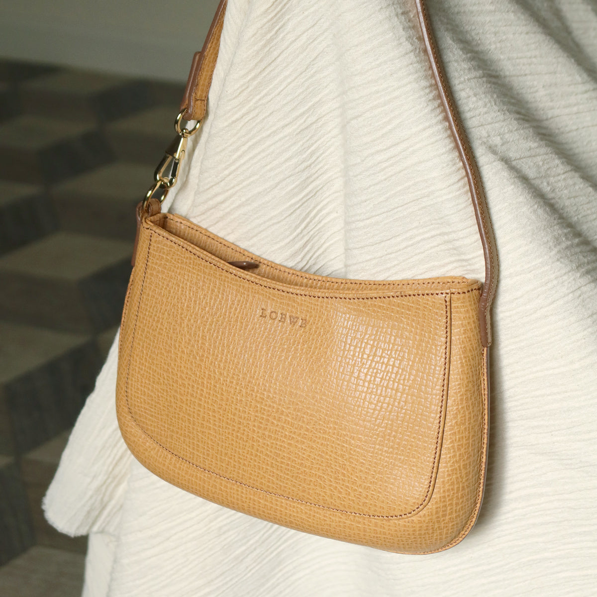 Vintage Loewe Beige Grained Leather Half-moon Purse Bag