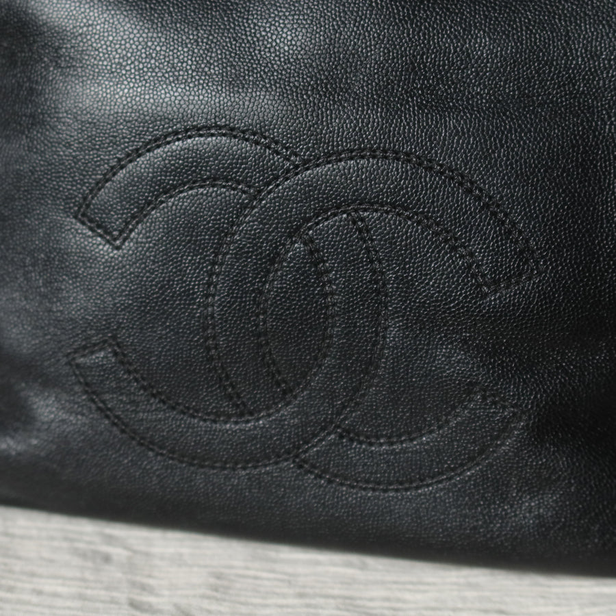 Chanel Vintage Black Caviar Leather Tortoise shell Strap CC mark Shoulder Bag