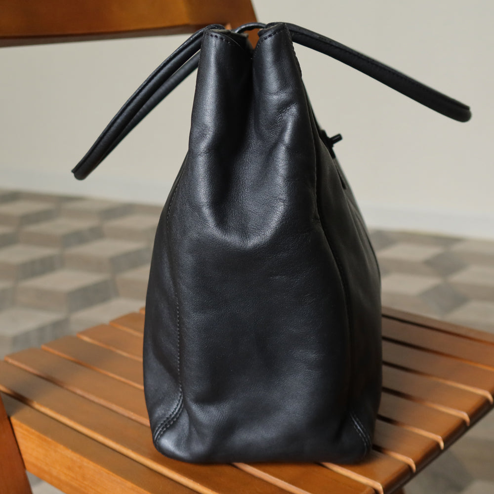Chanel Vintage Black Leather CC turn lock Executive Shoulder Tote Bag
