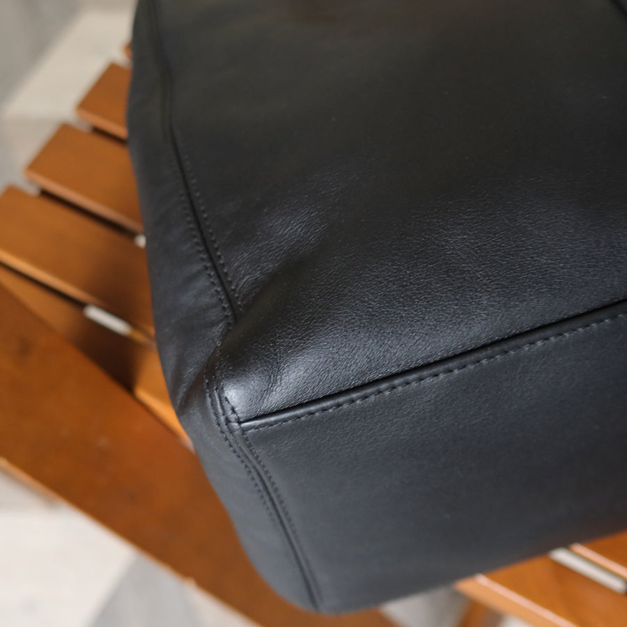Chanel Vintage Black Leather CC turn lock Executive Shoulder Tote Bag