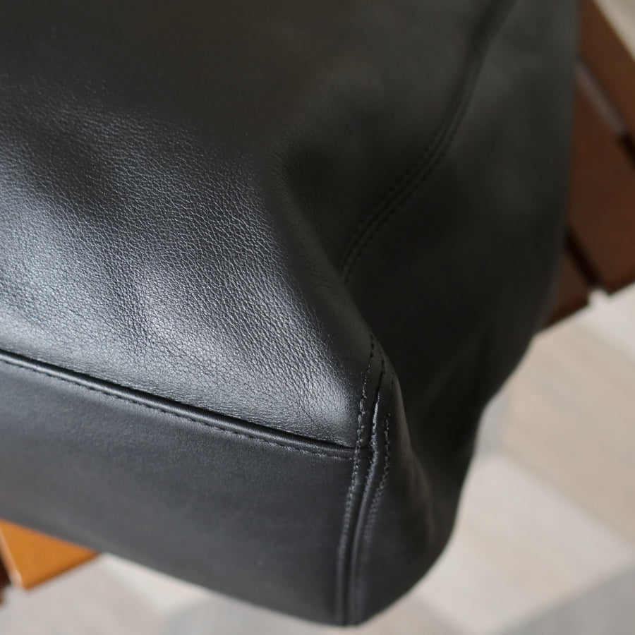 Chanel Vintage Black Leather CC turn lock Executive Shoulder Tote Bag
