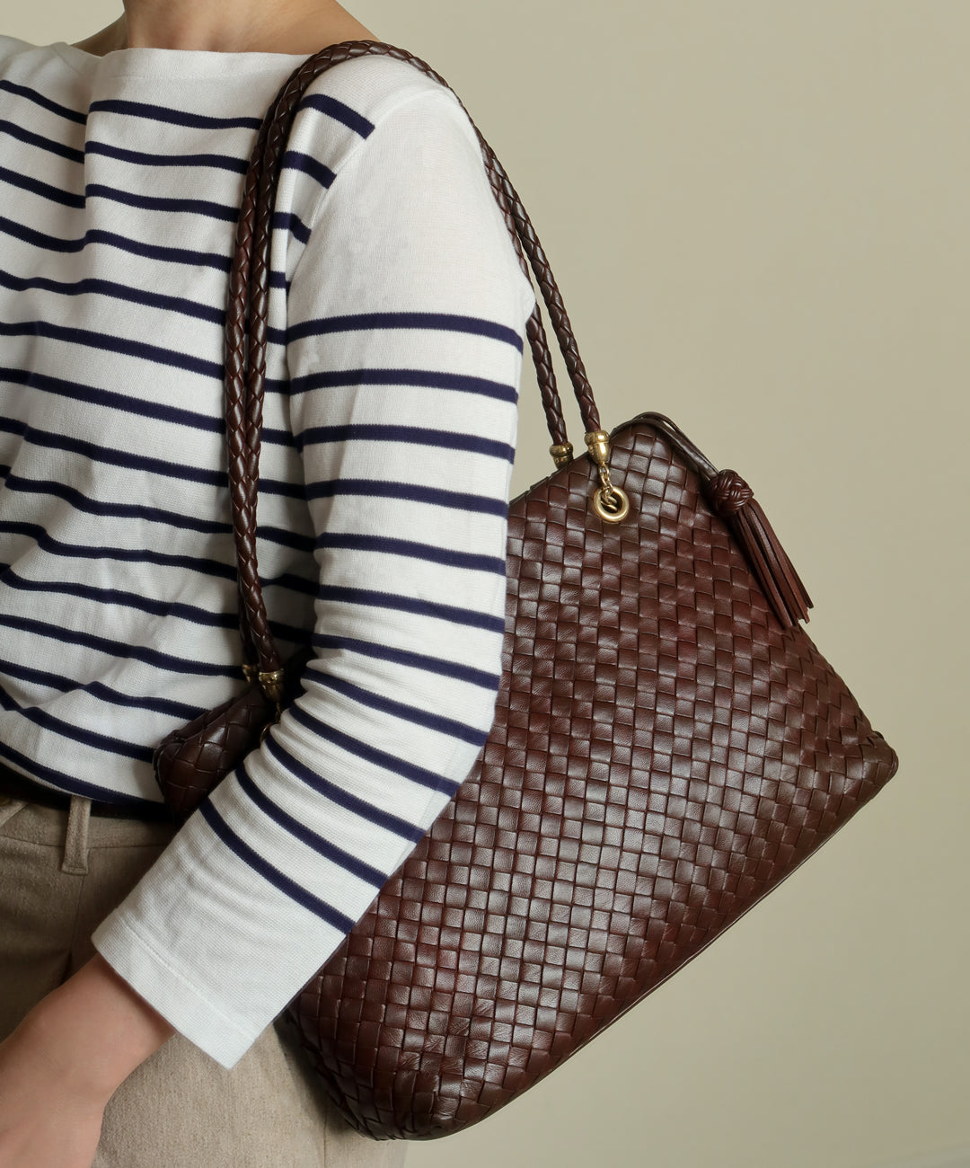 Rare Bottega Veneta Vintage Dark Brown Intrecciato Braided Strap Shoulder Bag