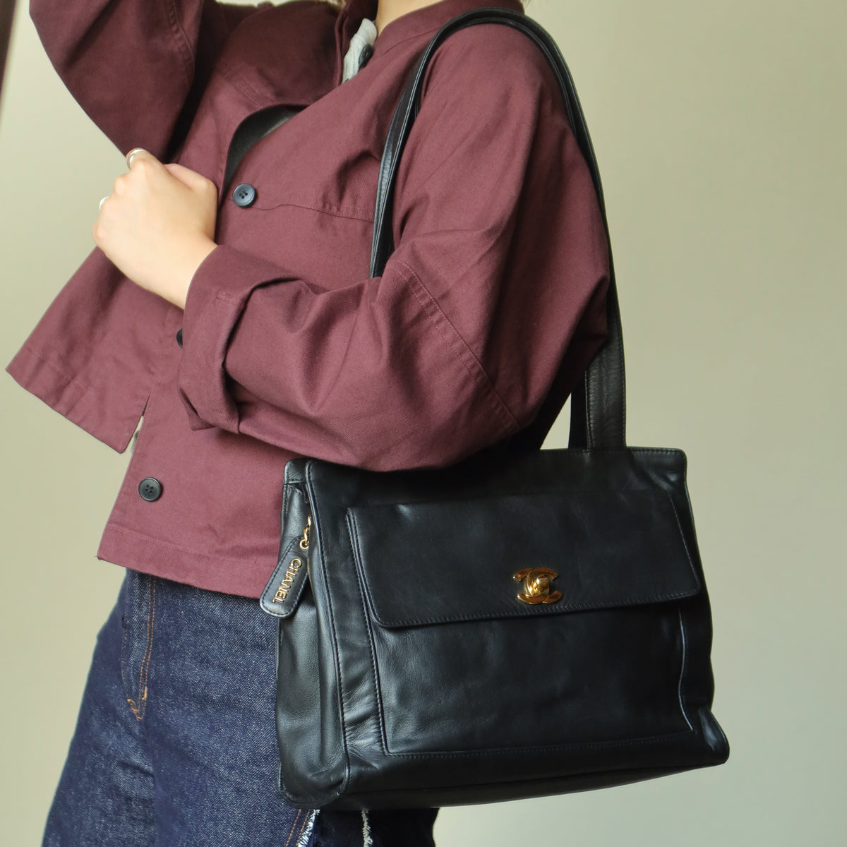 Chanel Vintage Black Lambskin CC Turn lock Pocket CC charm Shoulder Bag