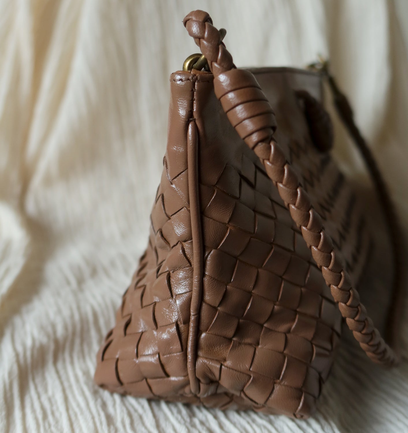 Bottega Veneta Vintage Brown Intrecciato Woven Pochette Shoulder Bag