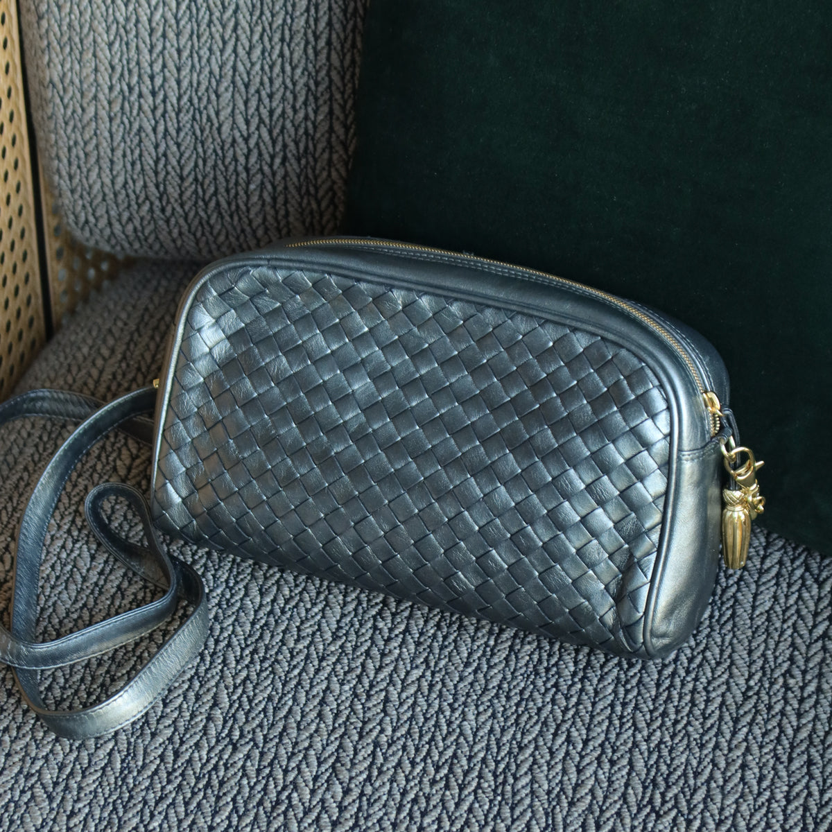 Bottega Veneta Vintage Shimmery Silver Intrecciato 2way Shoulder Clutch Bag